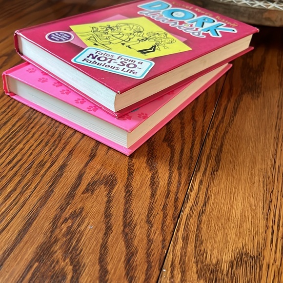 Dork Diaries Book Bundle! - Picture 4 of 8